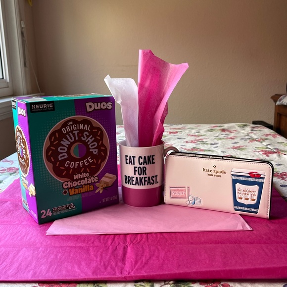 ☕️🍩☕️KATE SPADE COFFEE BREAK LARGE SLIM BIFOLD WALLET BUNDLE ☕️ NWT🍩 ☕️🍩 - Picture 9 of 16